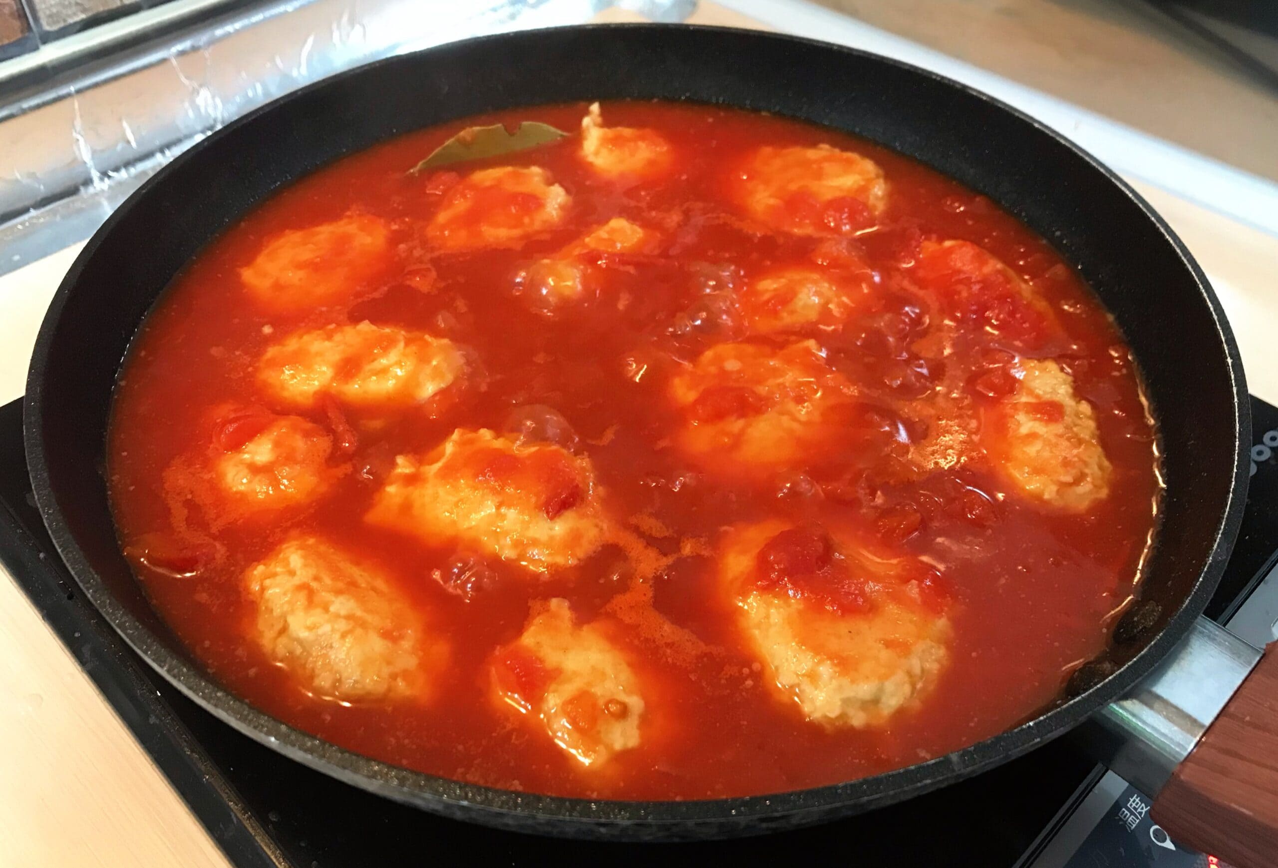チキンミートボールのトマト煮