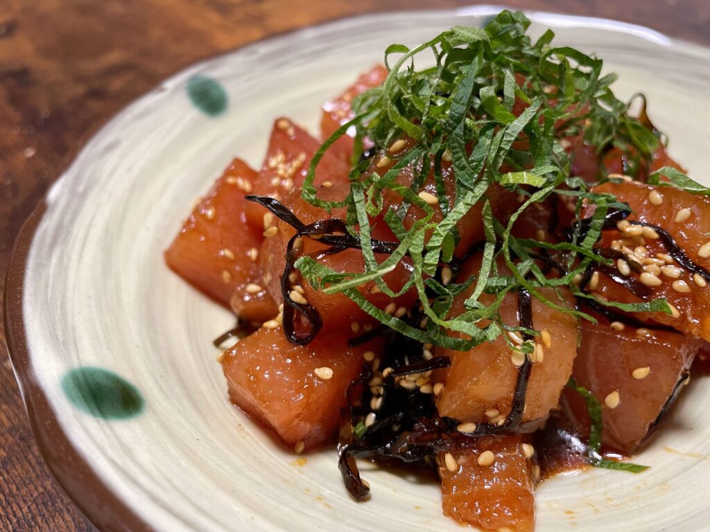 マグロのやみつき塩昆布和え