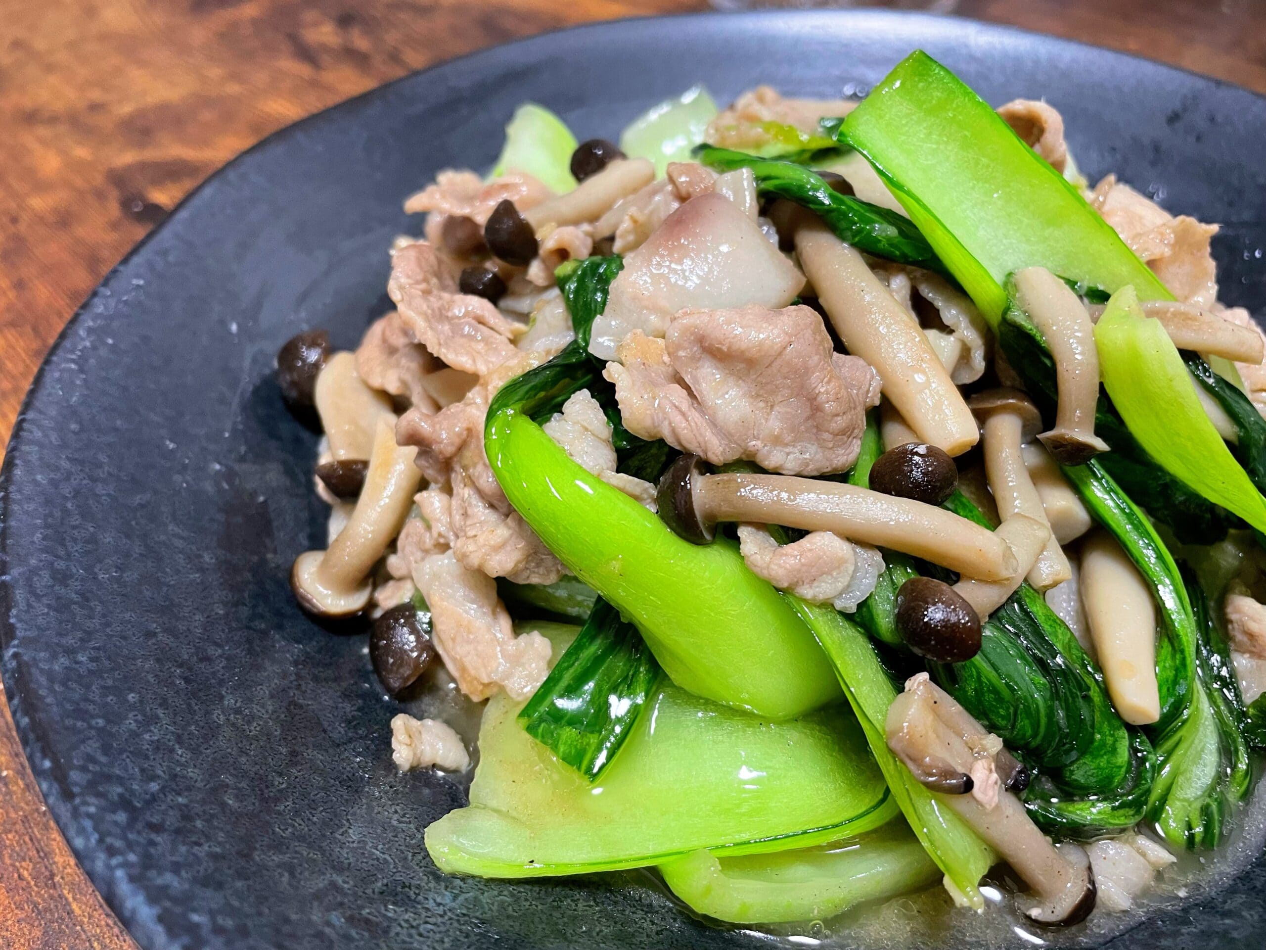 チンゲン菜と豚肉の中華炒め