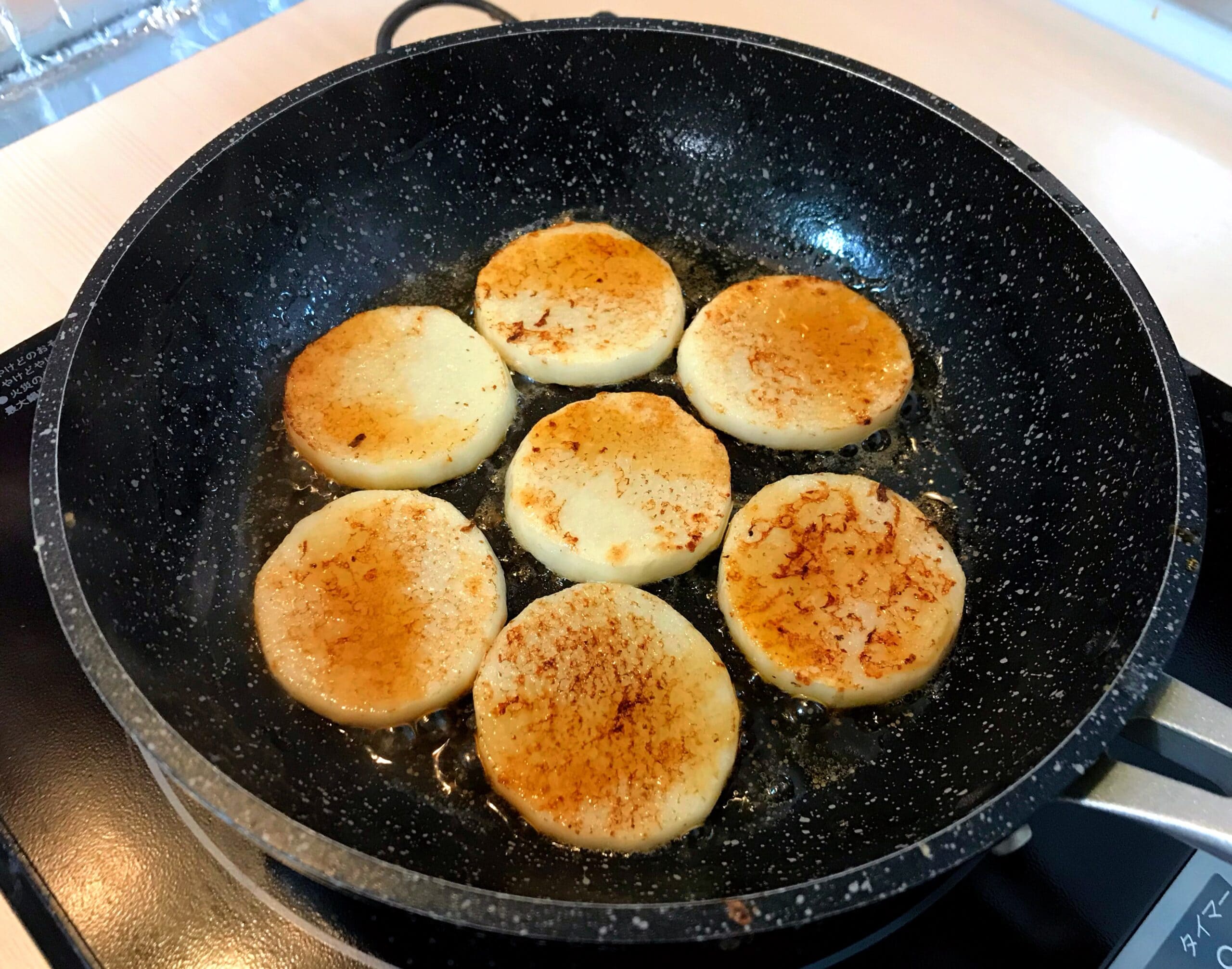 レンコンと長芋のバター醤油焼き