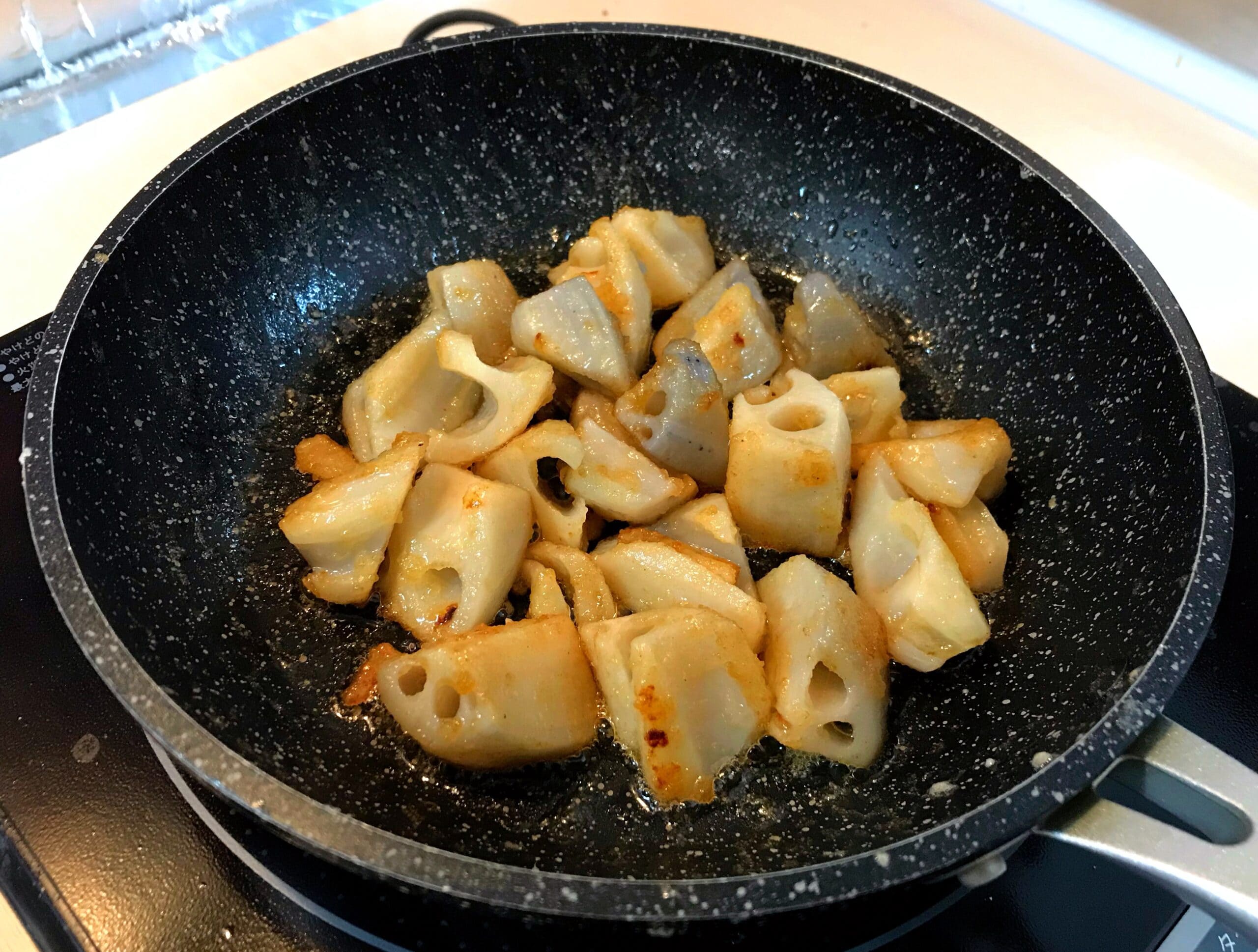 レンコンと長芋のバター醤油焼き