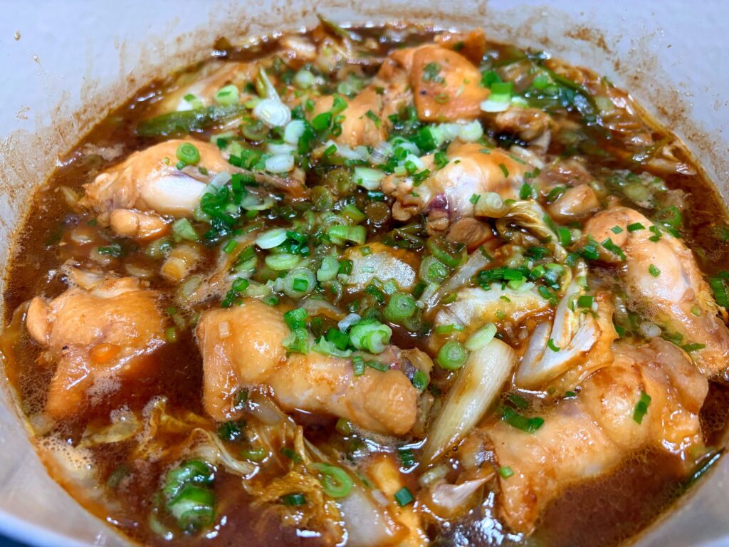 白菜と手羽元の味噌バター蒸し煮