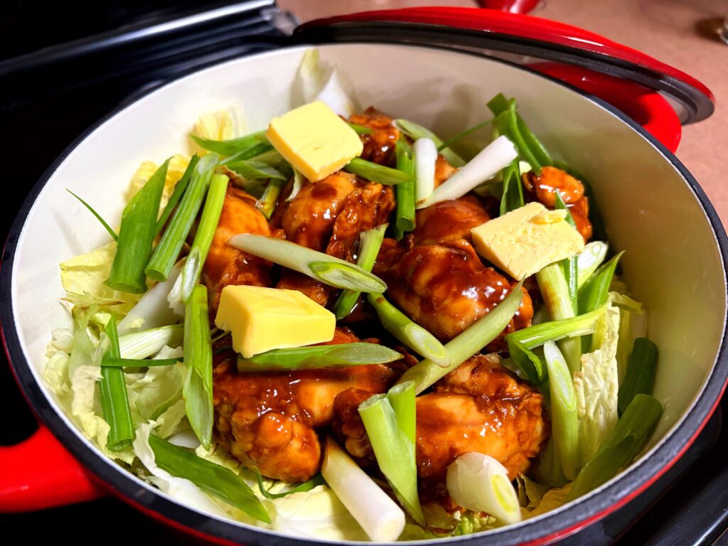 白菜と手羽元の味噌バター蒸し煮