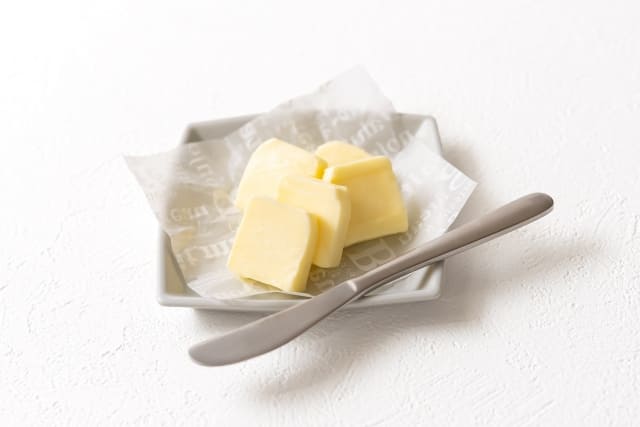 甘長唐辛子のおつまみ炒めをバター醤油でアレンジするためのバター