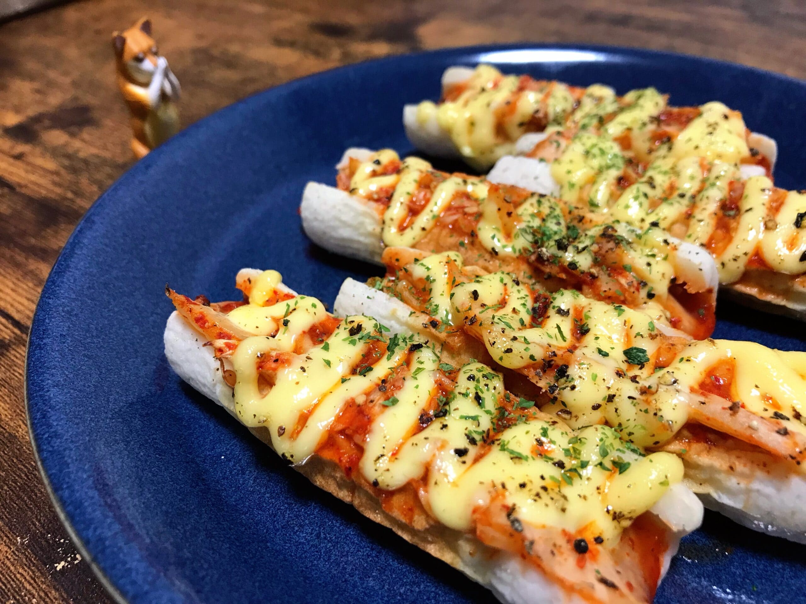 ちくわにキムチを詰めてマヨネーズをかけて焼いたキムチマヨ焼き