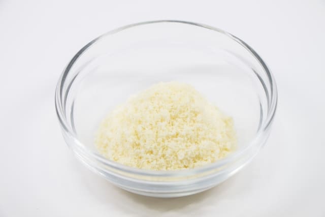 ねぎポン酢アレンジに使う粉チーズ