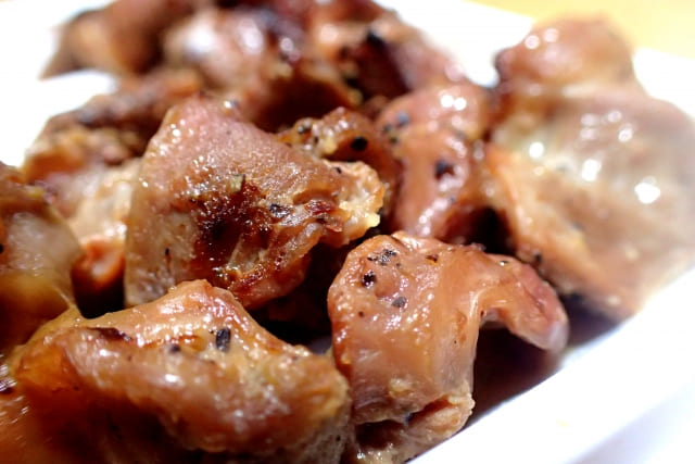 コリコリ食感が特徴の砂肝を使ったネギ塩だれ居酒屋風おつまみ