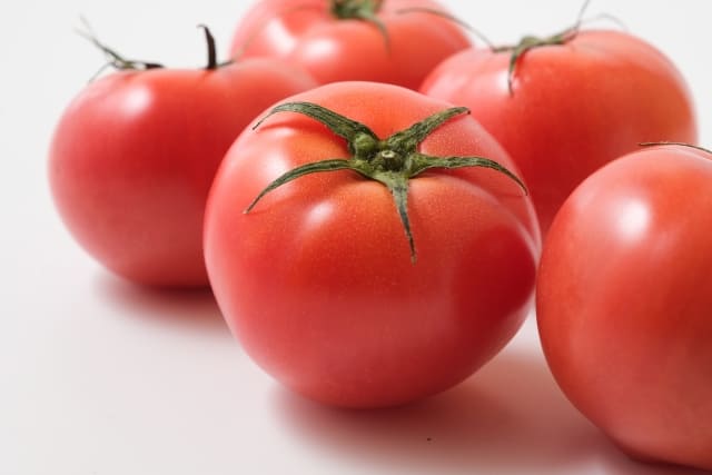 副菜やおつまみに使いやすいトマトのイメージ写真