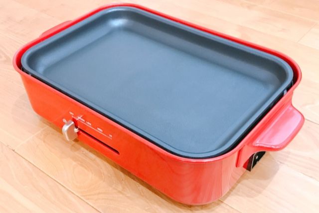 ホットプレート料理で使用する家庭用ホットプレート
