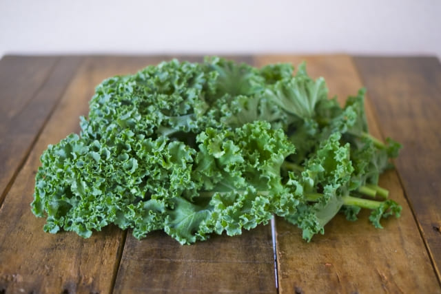 栄養価が高いスーパーフードとして知られるケールの葉野菜
