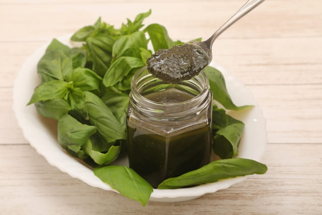 バジルを使ったミルフィーユチーズ焼きのアレンジ